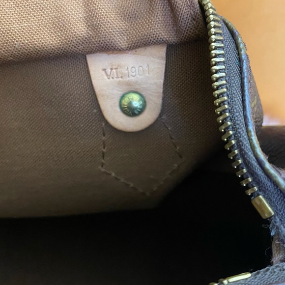 💎✨Authentic✨💎 Speedy - Picture 9 of 15